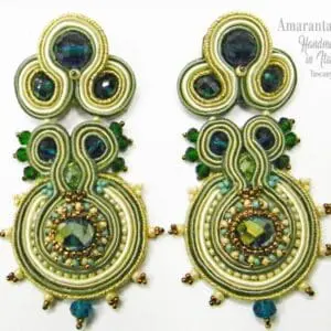 Orecchini in soutache lunghi, orecchini in soutache verdi e oro , orecchini moda, orecchini fatti a mano, orecchini a perno, idea regalo