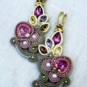 Orecchini Esclusivi in Soutache L'Arte dell'Unicità create in Italia ,»Amuleto di Cristallo"