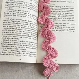 Zakładka Shell Scroll. Oryginalny produkt Skillaly, wyprodukowany we Włoszech.