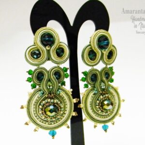 Orecchini in soutache lunghi, orecchini in soutache verdi e oro , orecchini moda, orecchini fatti a mano, orecchini a perno, idea regalo